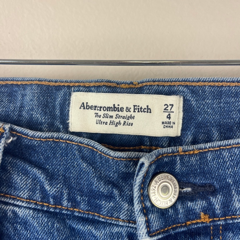 Abercrombie Blue Curve Love Slim Straight Ultra High Rise Jeans 27/4 - Picture 3 of 7